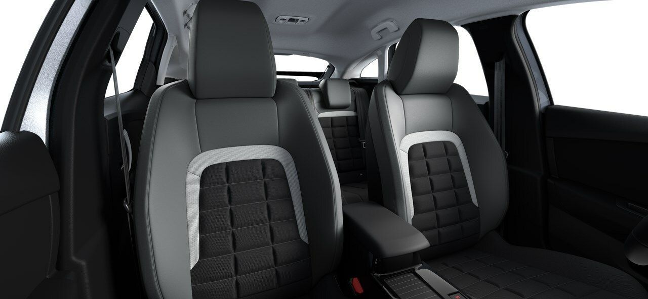 CITROEN C4 HYBRID 145 ë-DCS6 PLUS INTERIOR TRASERA