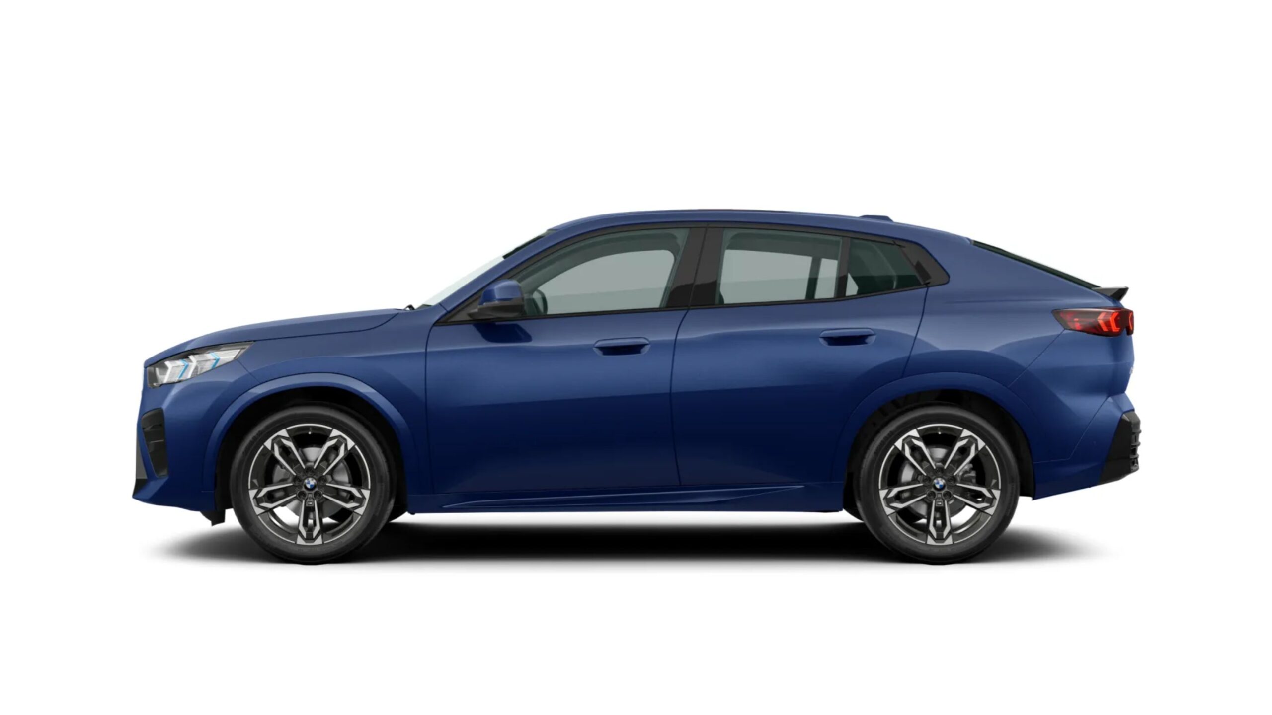 BMW iX2 M PORTIMAO BLUE eDrive20 LATERAL