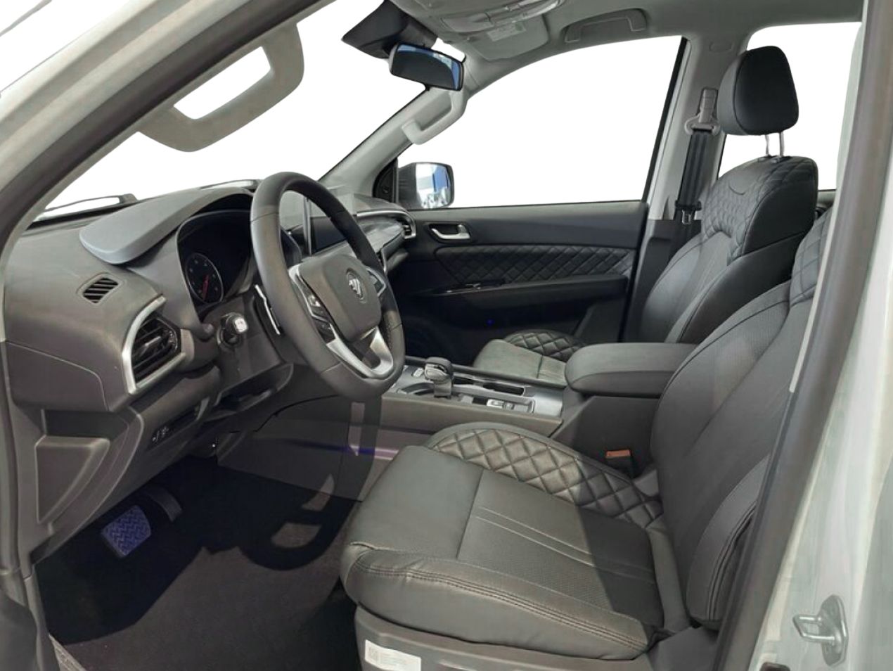 FOTON TUNLAND G7 6MT INTERIOR LATERAL