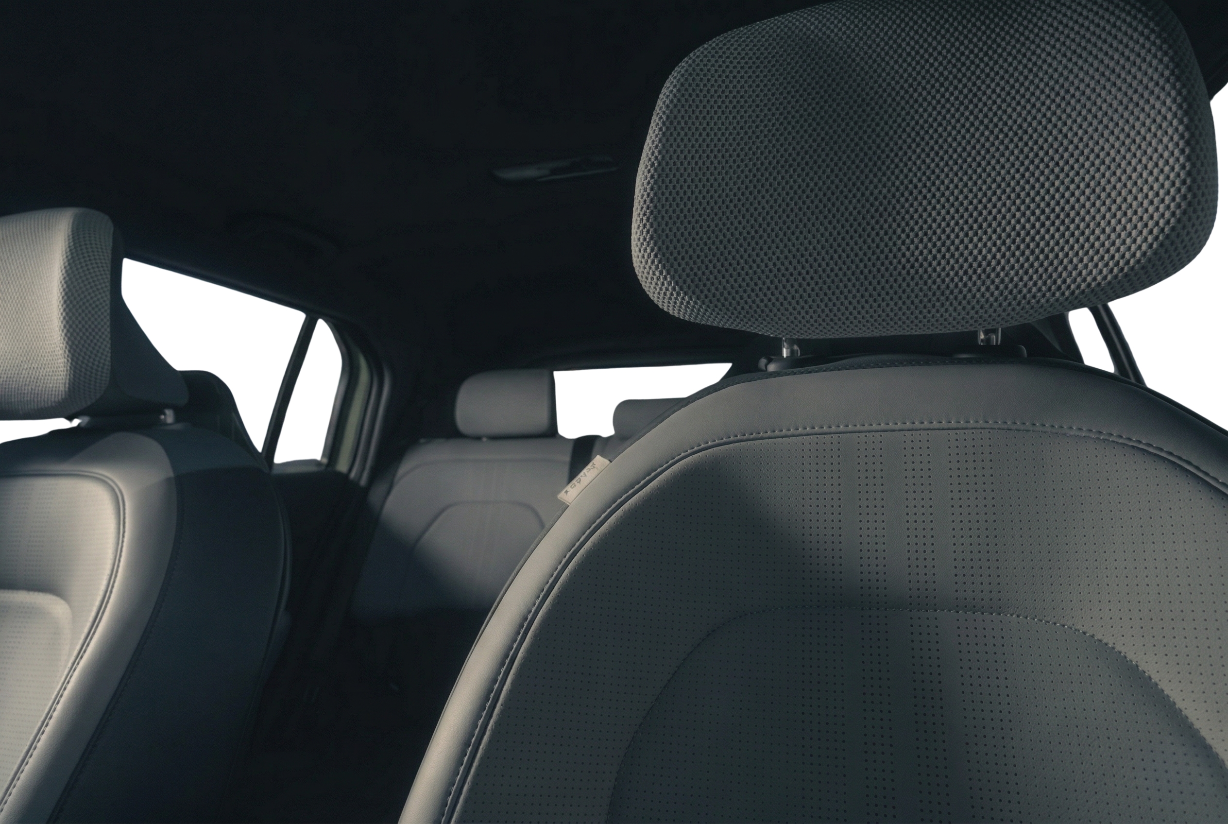 KIA EV3 EARTH STANDARD RANGE INTERIOR (1)