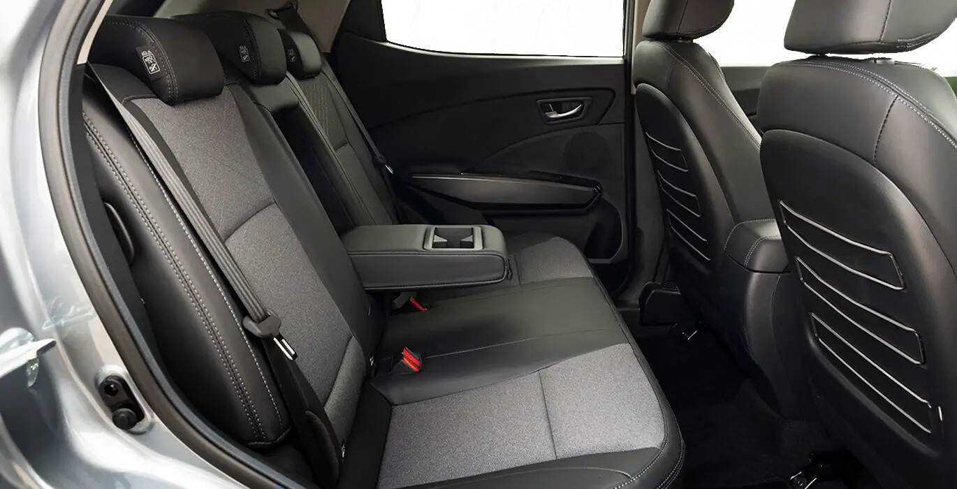 KGM TIVOLI G15 URBAN PLUS 4x2 INTERIOR 2