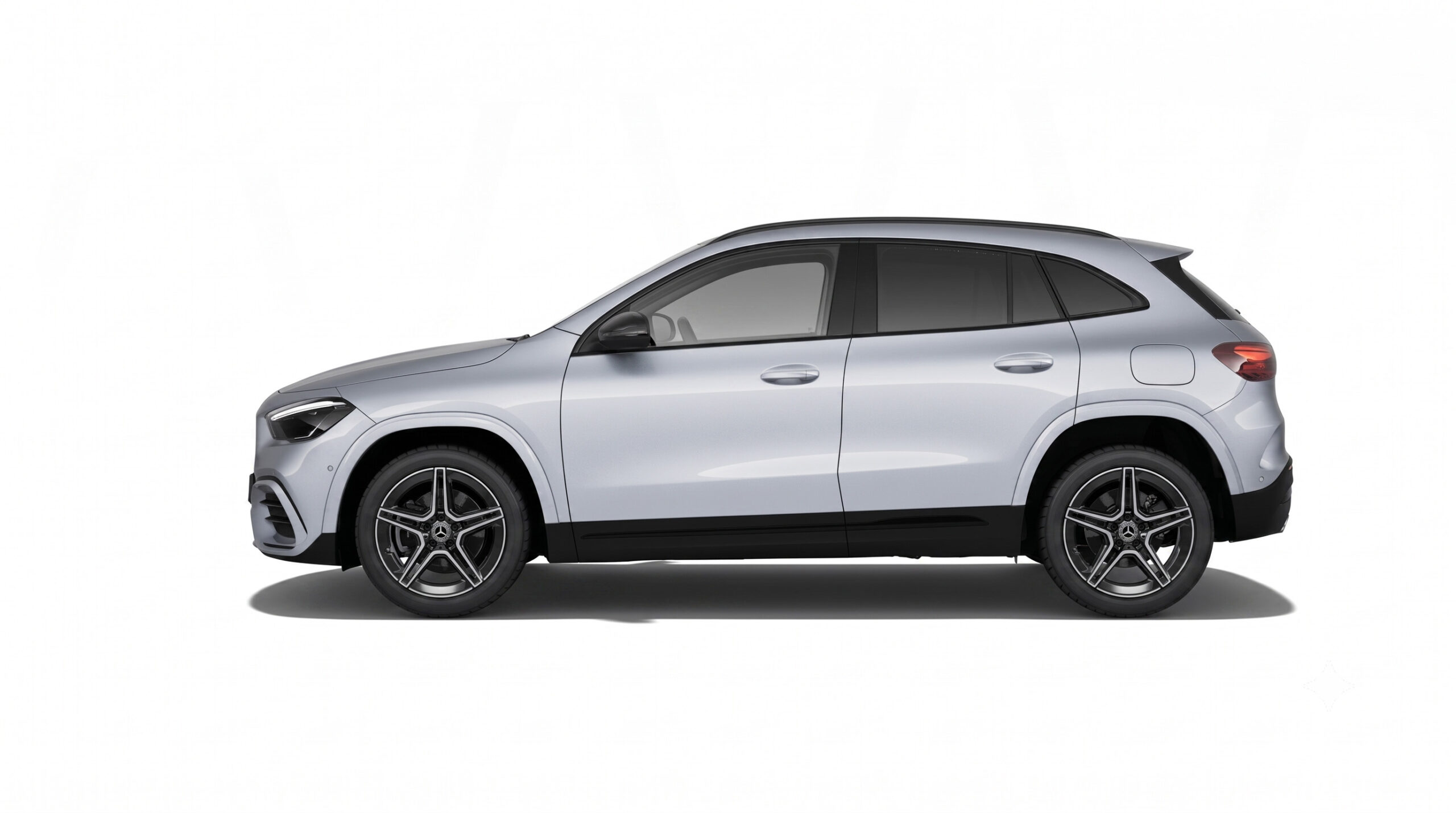MERCEDES-BENZ CLASE GLA 250e PHEV-EQ AMG LINE LATERAL