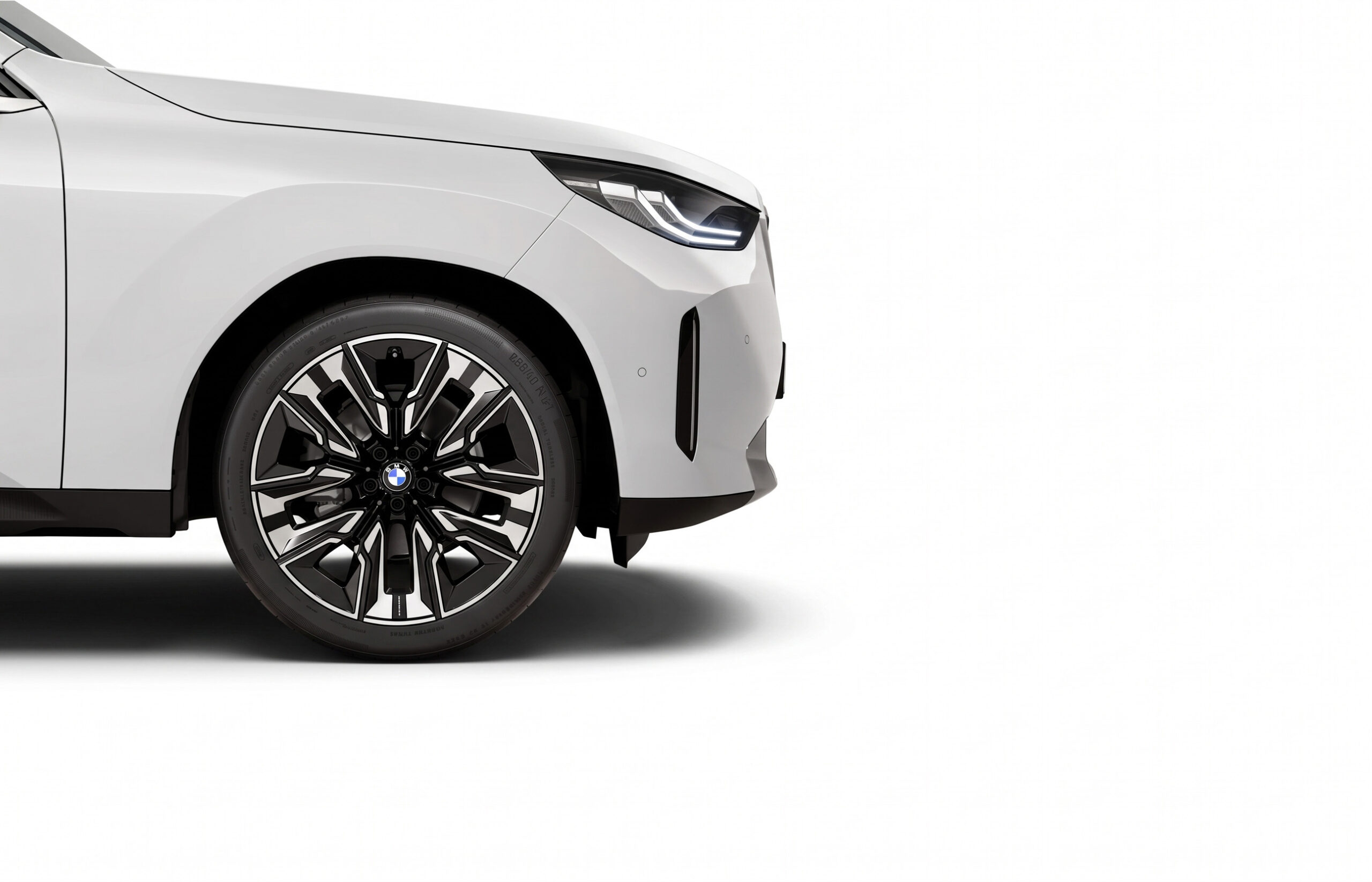 BMW X3 30e XDRIVE LLANTAS