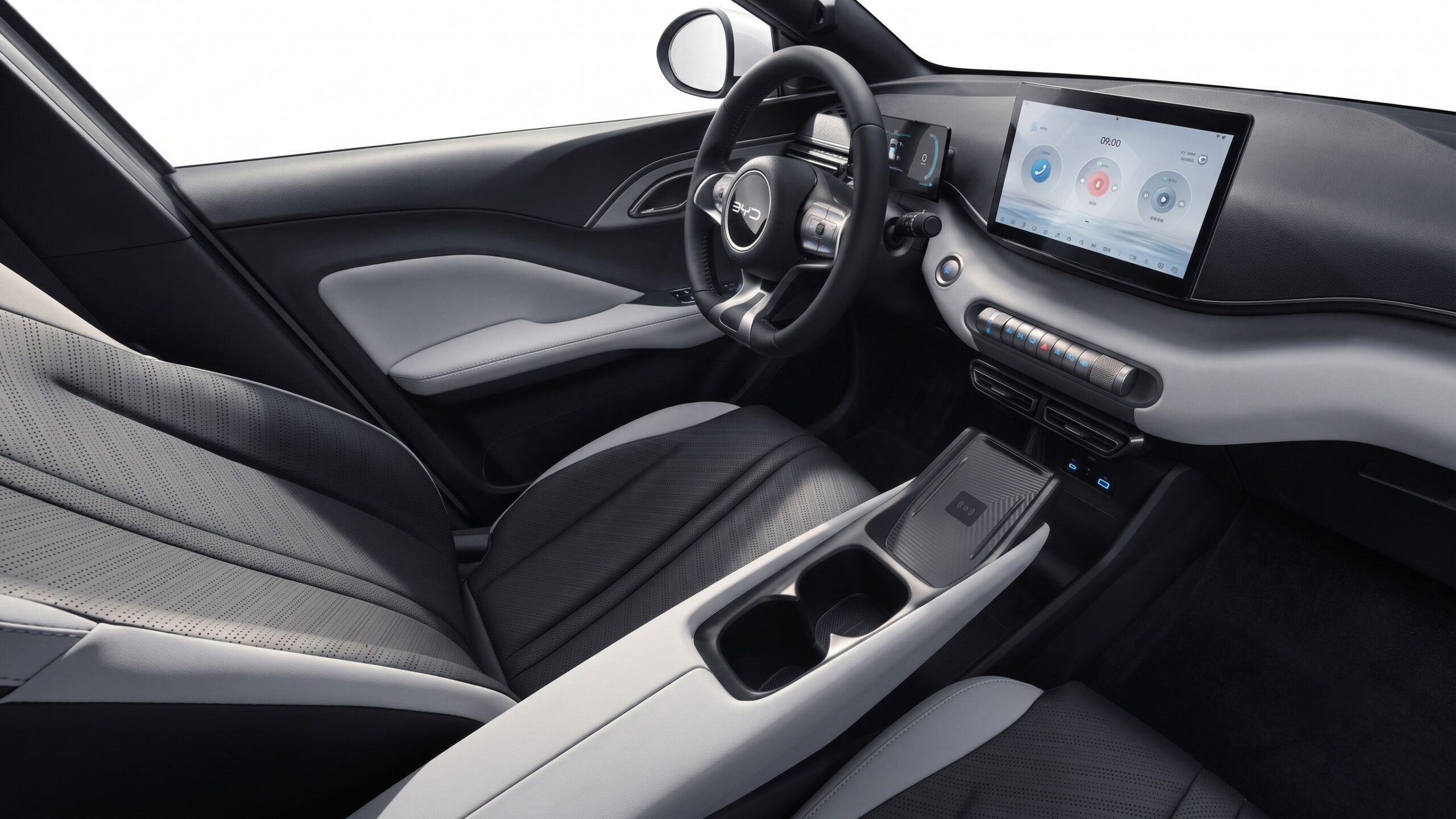 BYD DOLPHIN SURF BOOST INTERIOR VOLANTE